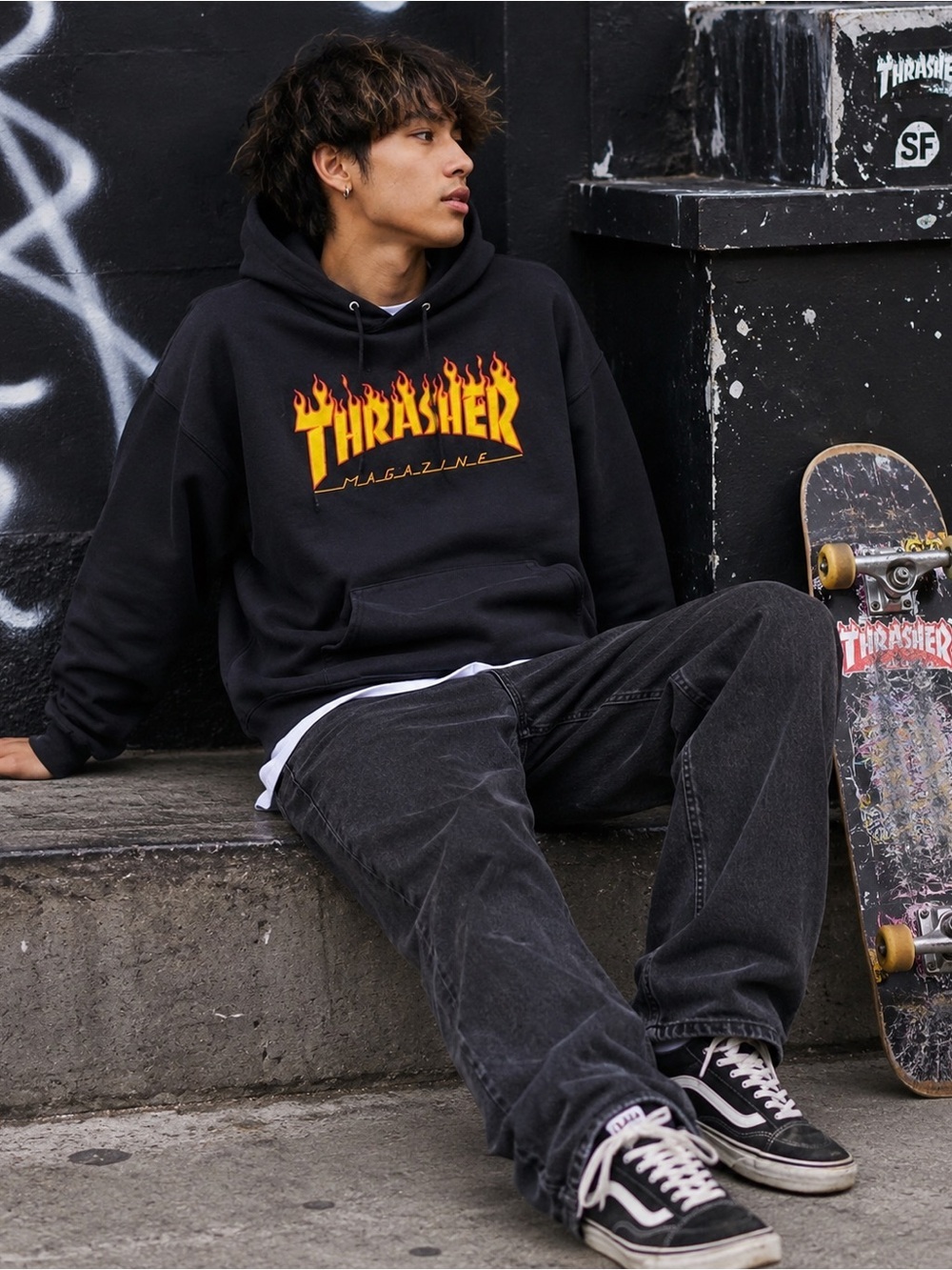 Thrasher Magazine Flame Logo Hoodie - Black - Size Small